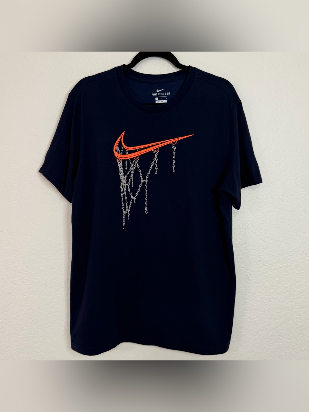 Nike Dri Fit Navy Blue T-Shirt Mens Large Short Sleeve Graphic Swoosh Basketball